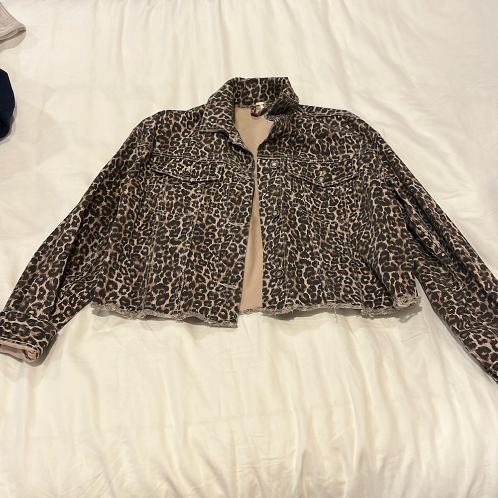 Cheetah print cropped jacket